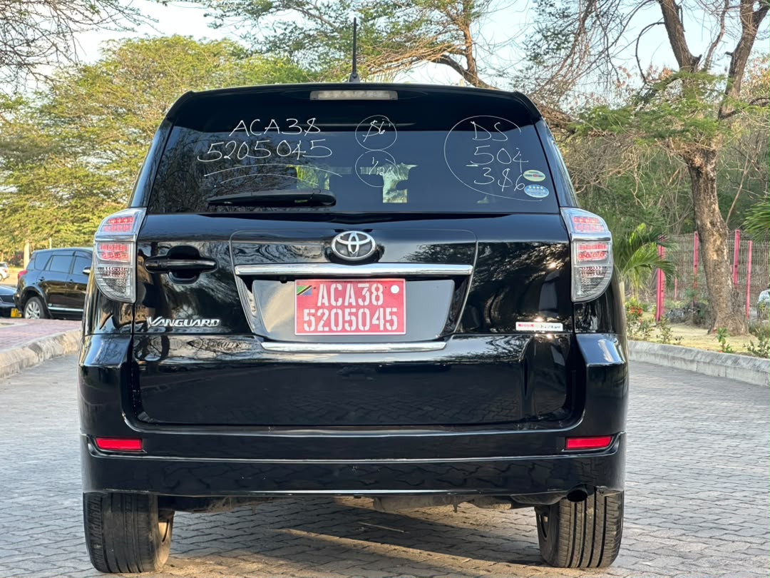 TOYOTA VANGUARD thumbnail 9